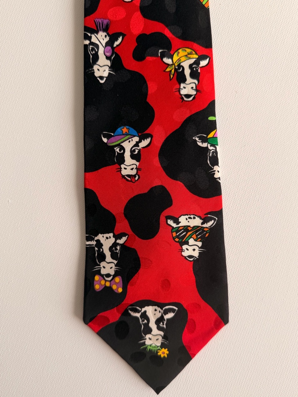 Vintage Addiction Crazy Cow Tie 100% Silk Punk Mohawk Propeller Hat Novelty Red